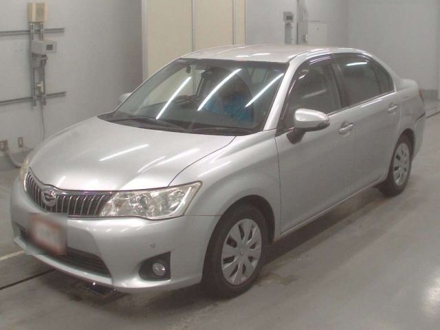 33062 Toyota Corolla axio NZE161 2012 г. (CAA Tokyo)